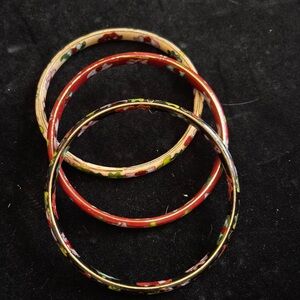 Cloisonné red black and cream Bangle Set